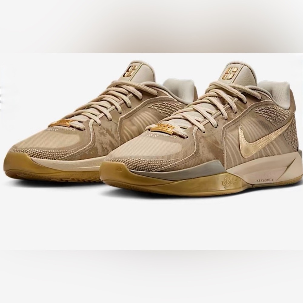 NWT-Nike Sabrina 2 "Stronger Than Gold Basketball Shoes 🥇